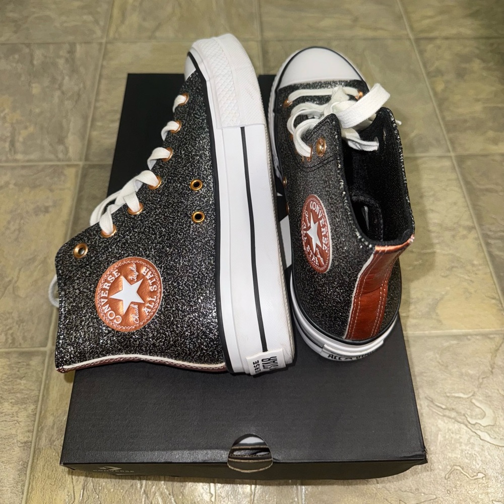 Like New/EUC - Converse Chuck Taylor All Star Lift Platform Sneakers - Picture 7 of 8
